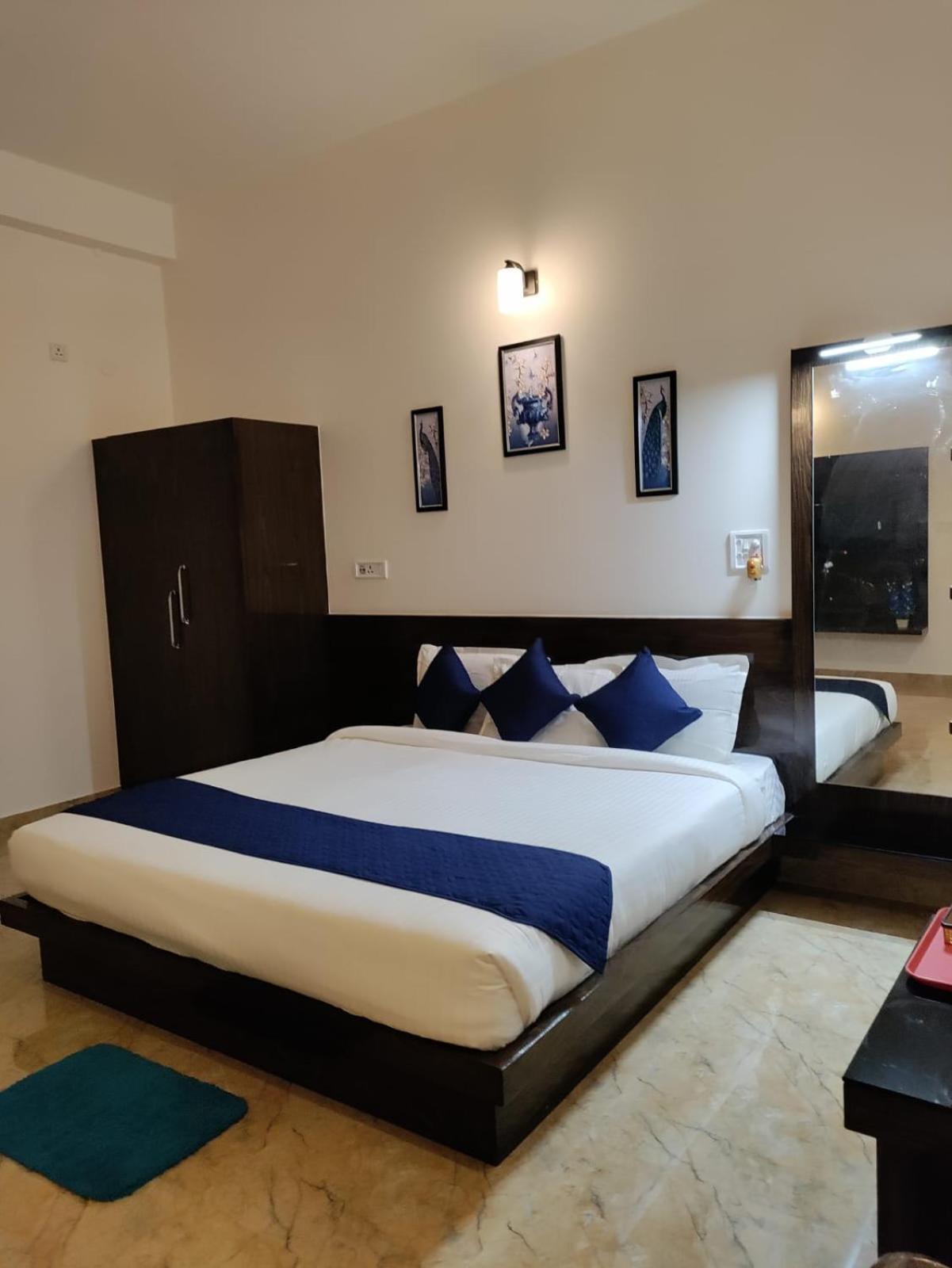 Tierra Hotel Cum Restaurant Kaziranga Ngoại thất bức ảnh