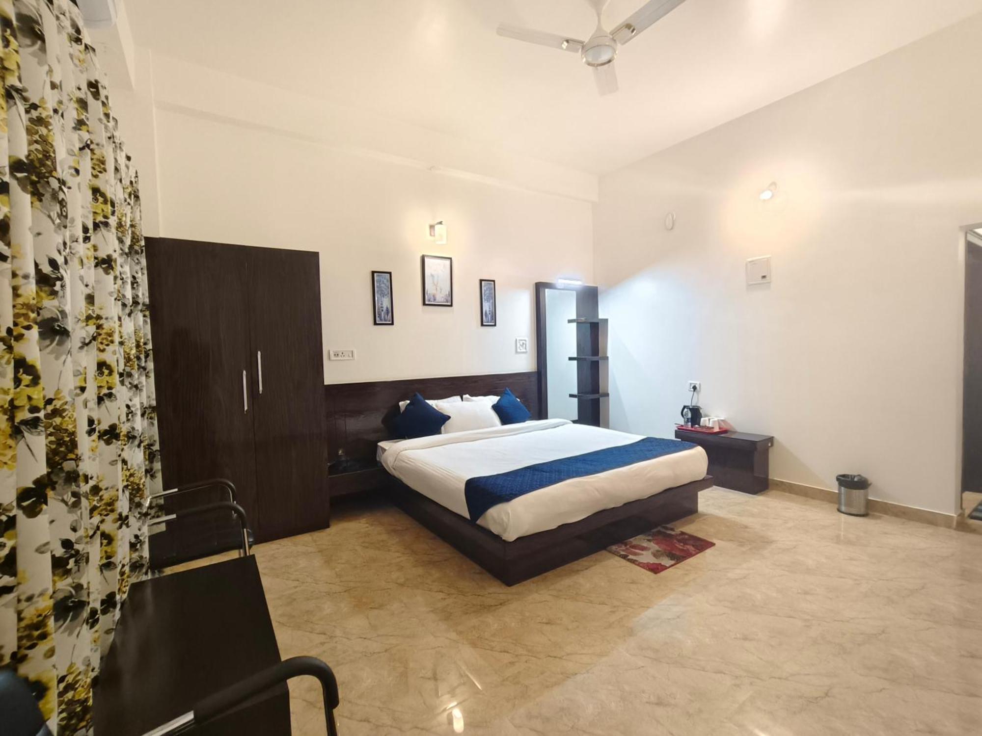 Tierra Hotel Cum Restaurant Kaziranga Ngoại thất bức ảnh